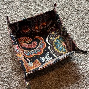 Vera Bradley Multicolor Paisley Fabric Bin 6” x 6”. Perfect for jewelry, keys +